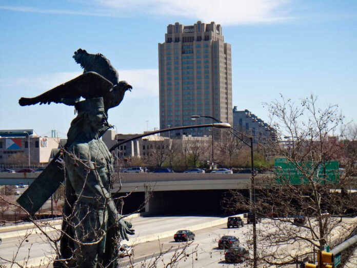 Philadelphia,,Pa,-,April,9,2017:,Statue,Of,Tamanend,With